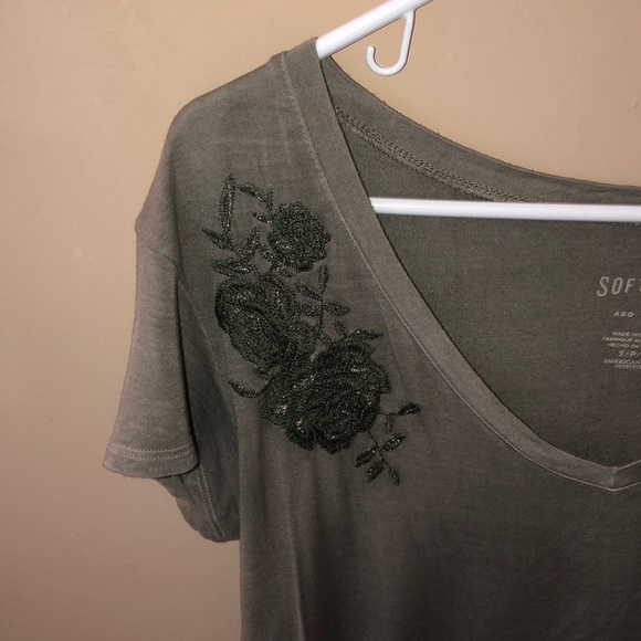 Top - Picture 2 of 2